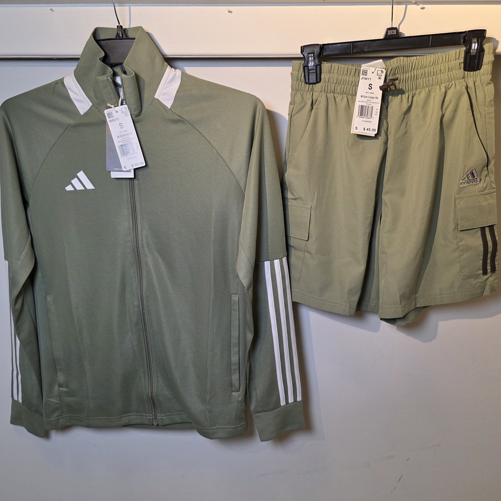Adidas Mens Size Small Tracksuit